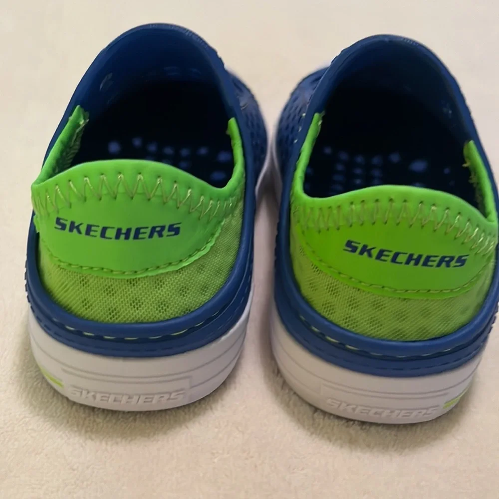 NWOT Skechers Foamies Unisex Guzman Slip On Water Shoes Size 6 (Baby/Toddler)